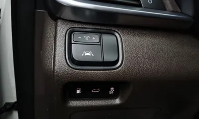 Kia K5 2020, 98425 км, за 9247.76 USD - фото 13