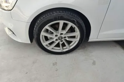 Audi A3 2019, 33300 км, за 11390 USD