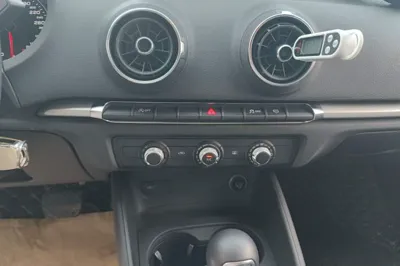 Audi A3 2019, 33300 км, за 11390 USD - фото 15