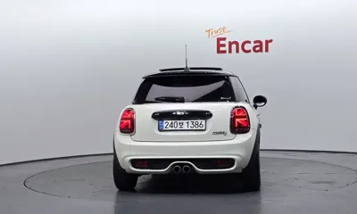 MINI Cooper 2020, 46082 км, за 14756.54 USD