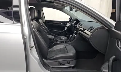 Volkswagen Passat 2014, 115131 км, за 3237.53 USD - фото 11