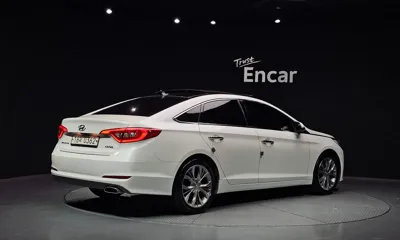 Hyundai Sonata 2016, 104305 км, за 13016.86 USD