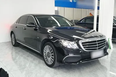 Mercedes-Benz E-Class 2020, 63500 км, за 36629 USD