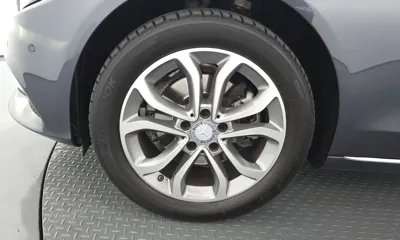 Mercedes-Benz C-Class 2015, 47157 км, за 10358.31 USD