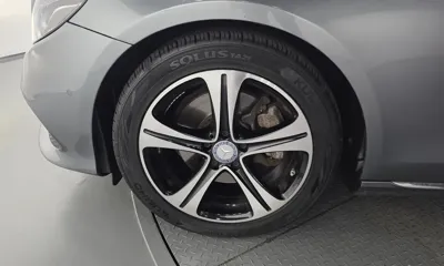 Mercedes-Benz E-Class 2017, 144046 км, за 10531.1 USD