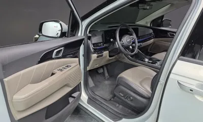 Kia Canival 2024, 43562 км, за 26847.84 USD - фото 10