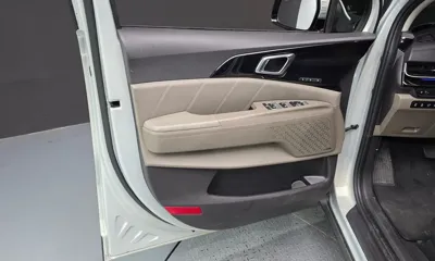 Kia Canival 2024, 43562 км, за 26847.84 USD - фото 24