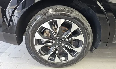 Kia Canival 2021, 135942 км, за 12552.89 USD