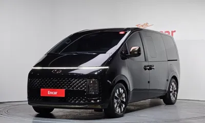 Hyundai Staria · 2023 год