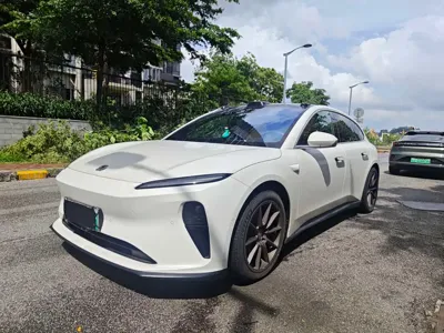 Nio ET5T · 2023 год