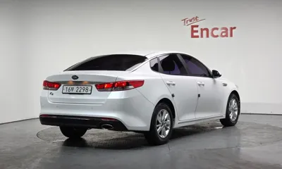 Kia K5 2016, 144772 км, за 4618.43 USD