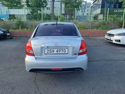 Hyundai Verna 2011, 108657 км, за 1943.7 USD