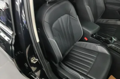 Volkswagen Passat 2022, 58800 км, за 18735 USD - фото 19
