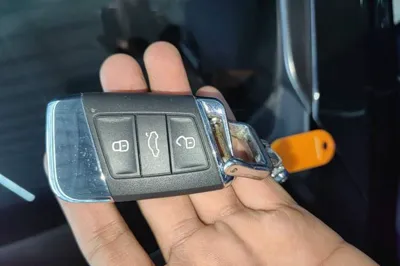 Volkswagen Passat 2022, 58800 км, за 18735 USD - фото 23