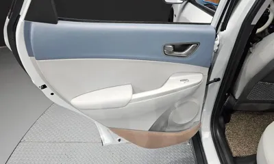 Hyundai Kona 2020, 45197 км, за 15309.45 USD - фото 25