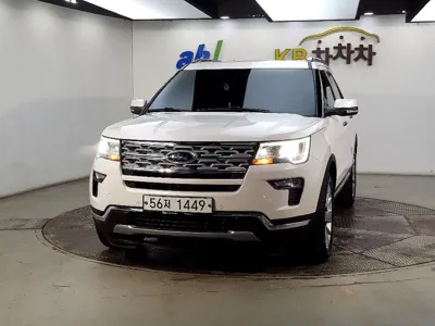 Ford Explorer 2019, 79574 км, за 11311.18 USD - фото 3