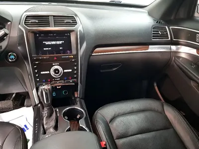Ford Explorer 2019, 79574 км, за 11311.18 USD - фото 9