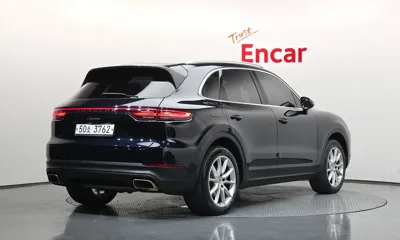 Porsche Cayenne 2019, 84177 км, за 39979.18 USD
