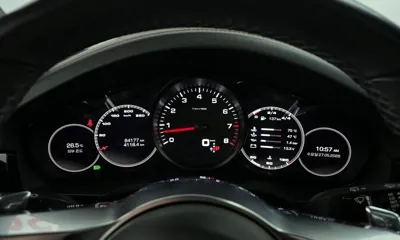 Porsche Cayenne 2019, 84177 км, за 39979.18 USD - фото 8