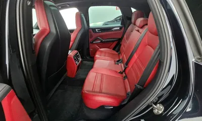 Porsche Cayenne 2019, 84177 км, за 39979.18 USD - фото 12