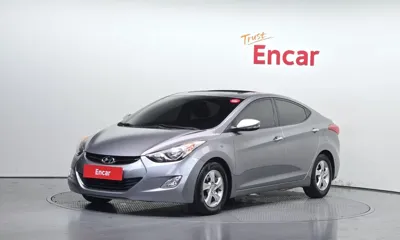Hyundai Avante · 2012 год