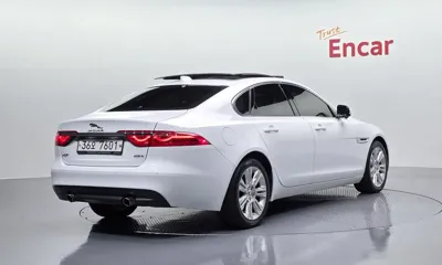 Jaguar XF 2018, 81278 км, за 8131.68 USD