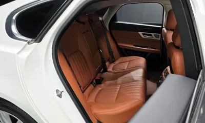 Jaguar XF 2018, 81278 км, за 8131.68 USD - фото 11