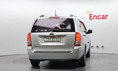 Kia Canival 2012, 239087 км, за 2081.71 USD