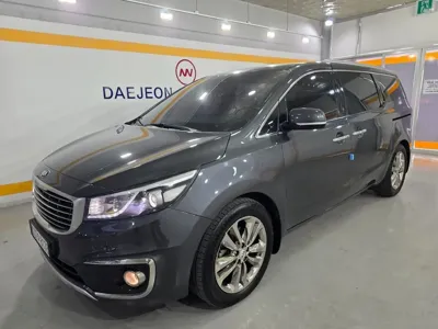 Kia Canival · 2016 год