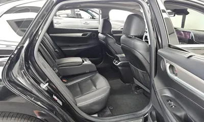 Hyundai Grandeur 2020, 65980 км, за 16474.57 USD - фото 12