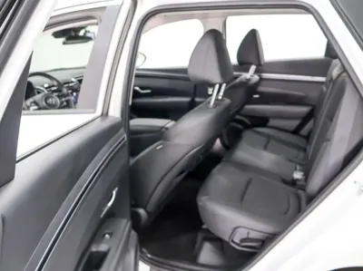 Hyundai Tucson 2023, 109864 км, за 8931.6 USD - фото 10