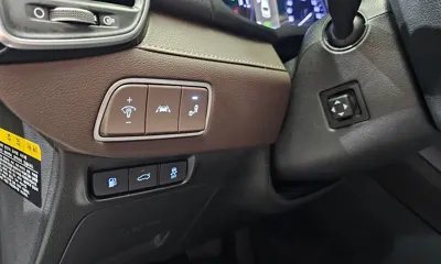 Hyundai Grandeur 2019, 147958 км, за 10906.94 USD - фото 27