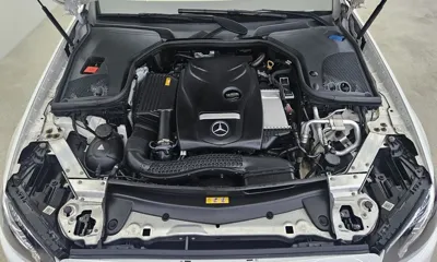 Mercedes-Benz E-Class 2018, 96935 км, за 12307.09 USD - фото 6