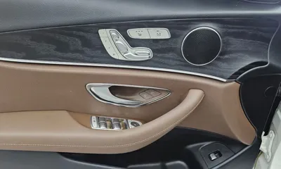 Mercedes-Benz E-Class 2018, 96935 км, за 12307.09 USD - фото 18
