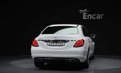 Mercedes-Benz C-Class 2018, 67022 км, за 13522.38 USD