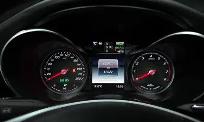 Mercedes-Benz C-Class 2018, 67022 км, за 13522.38 USD - фото 8