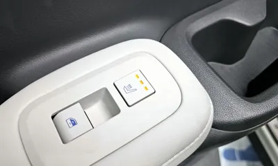 Hyundai Santafe 2024, 6000 км, за 24238.04 USD - фото 17