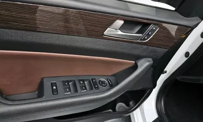 Hyundai Sonata 2018, 52993 км, за 9999.99 USD - фото 18