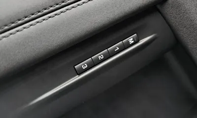 Land Rover Range Rover Evoque 2022, 74795 км, за 23125.2 USD - фото 18