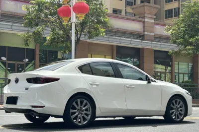 Mazda Mazda 3 Axela 2021, 43700 км, за 11858 USD