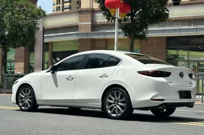 Mazda Mazda 3 Axela 2021, 43700 км, за 11858 USD - фото 6