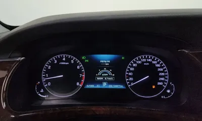Hyundai Equus 2014, 134877 км, за 6408.99 USD - фото 8