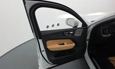 Volvo XC60 2020, 80399 км, за 20491.82 USD - фото 24