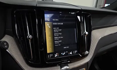 Volvo XC60 2020, 80399 км, за 20491.82 USD - фото 35