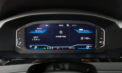 Volkswagen Arteon 2023, 50311 км, за 17669.46 USD - фото 8