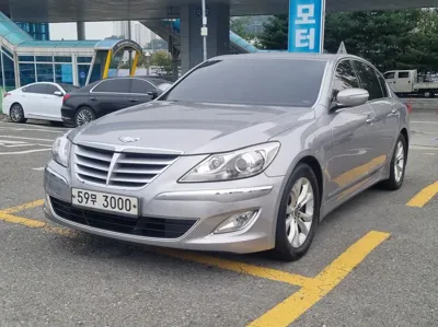 Hyundai Genesis · 2013 год