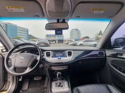 Hyundai Genesis 2013, 128470 км, за 2166.21 USD - фото 8