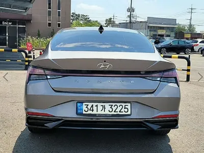 Hyundai Avante 2023, 30804 км, за 14781.53 USD