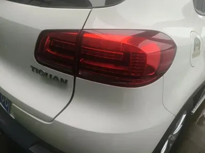 Volkswagen Tiguan 2017, 101400 км, за 6103.54 USD - фото 8