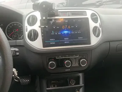 Volkswagen Tiguan 2017, 101400 км, за 6103.54 USD - фото 13